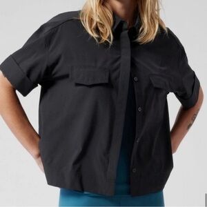 Athleta Cropped, Packable, Boxy Short-Sleeved Top in Large